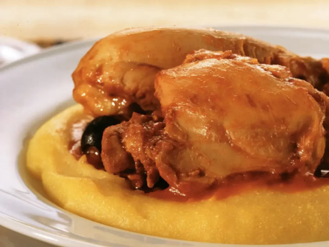 greja Nova Vida realiza bazar beneficente e venda de cuca e polenta com galinha em Pomerodegreja Nova Vida realiza bazar beneficente e venda de cuca e polenta com galinha em Pomerode