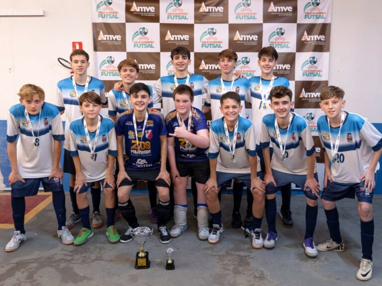 Pomerode é campeão Sub-15 do Circuito Vale Europeu de Futsal