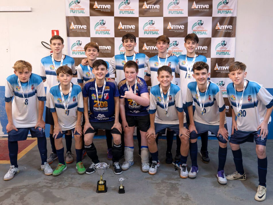 Pomerode é campeão Sub-15 do Circuito Vale Europeu de Futsal
