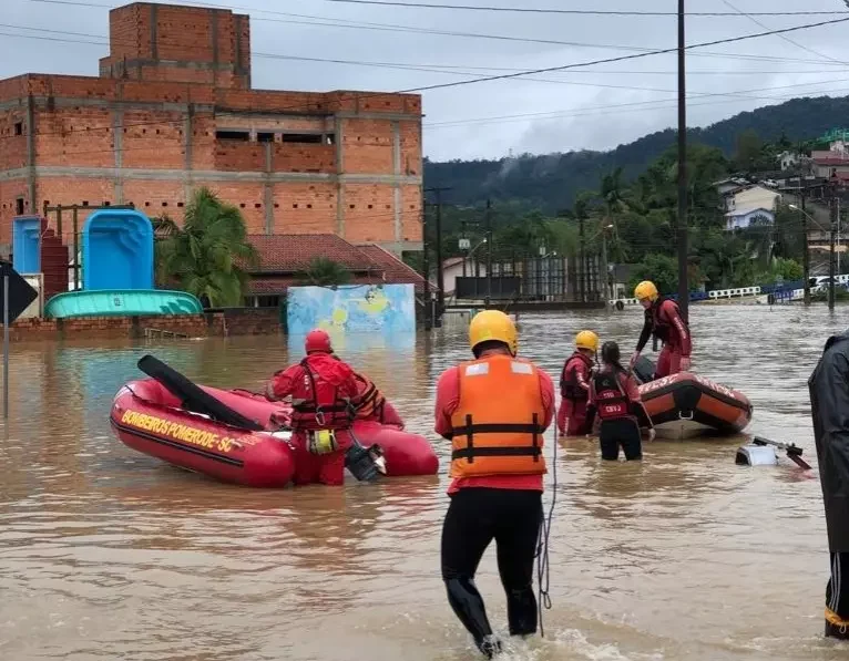 Bombeiros de Pomerode monitoram cenário do El Niño e reforçam preparação