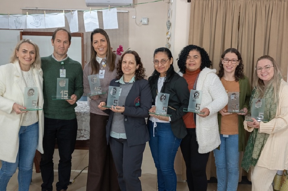 HMRT celebra 106 anos e homenageia colaboradores por tempo de dedicação