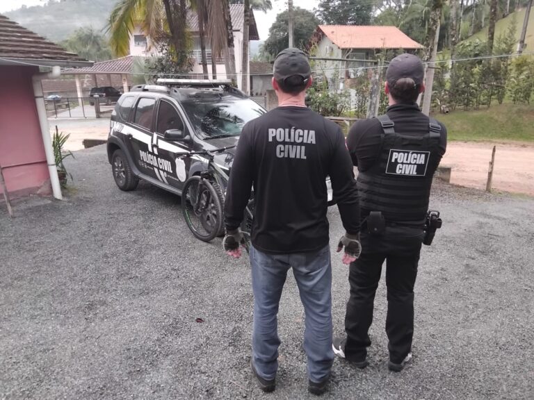Polícia Civil prende suspeito de assalto à conveniência em Pomerode