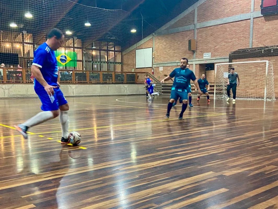 Jogos entre Empresas iniciam disputas do Futsal Masculino Master