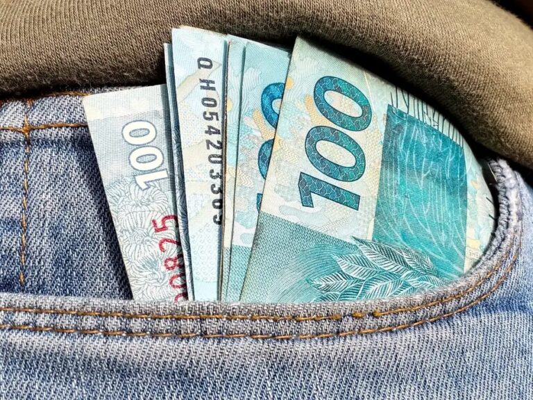 FGTS distribuirá R$ 13 bilhões do lucro de 2025 a trabalhadores
