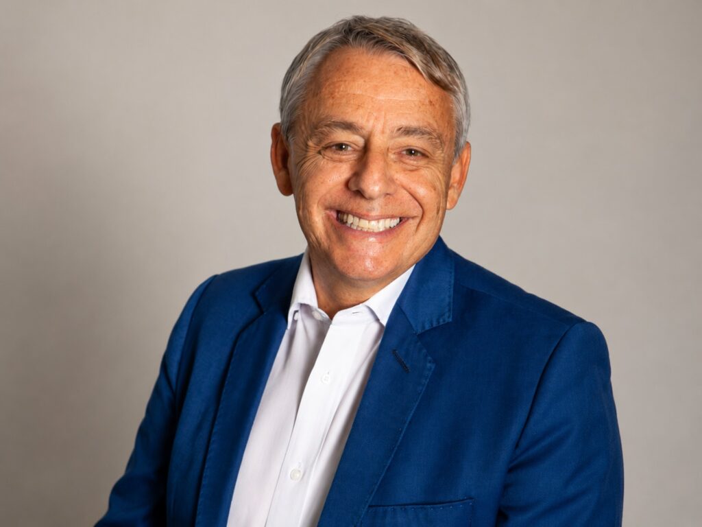CDL Pomerode promove palestra com Eduardo Tevah, sobre estratégias de vendas