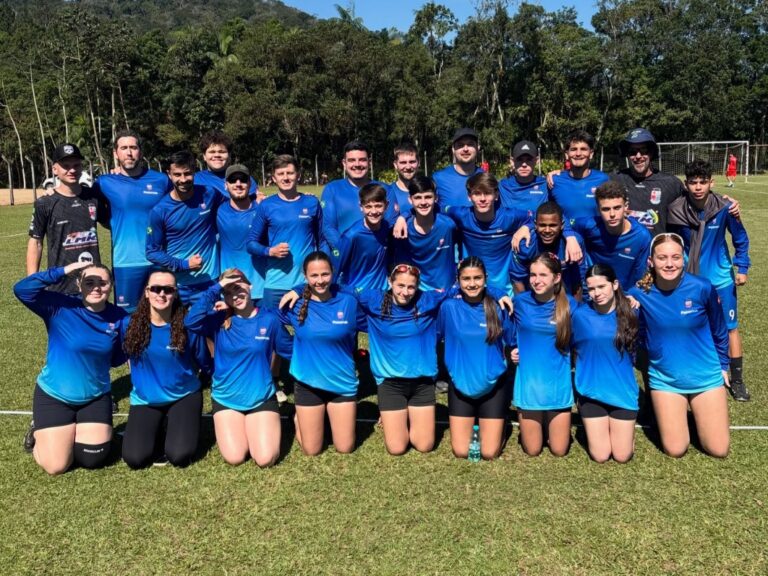 Punhobol de Pomerode conquista três títulos no Estadual