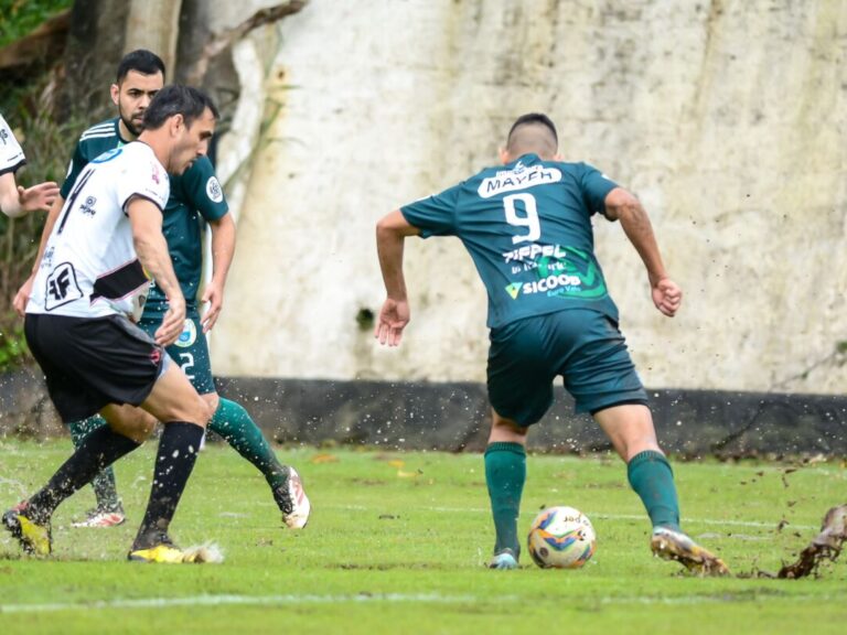 Floresta e Água Verde garantem vaga na final da Copa Pomerode 2026