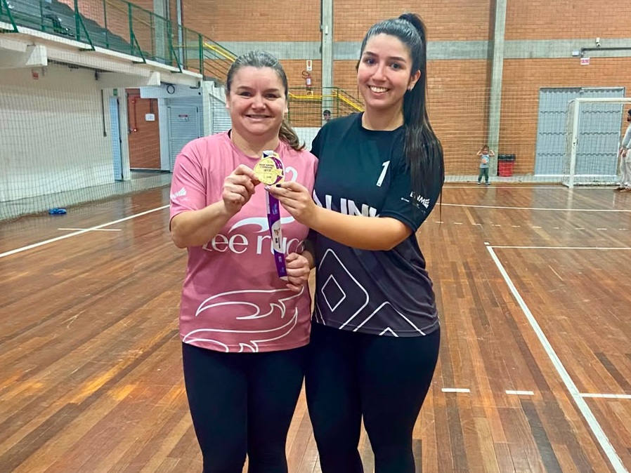 Zee Rucci conquista o Handebol Feminino dos Jogos entre Empresas