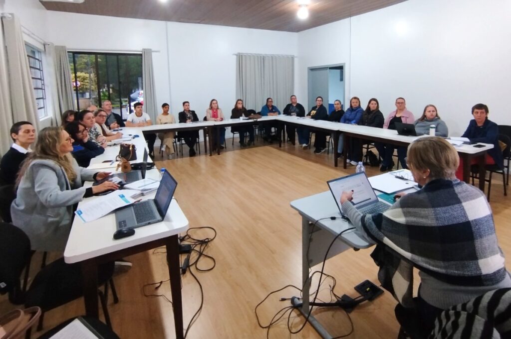 Pomerode institui o Fórum Municipal de Educação
