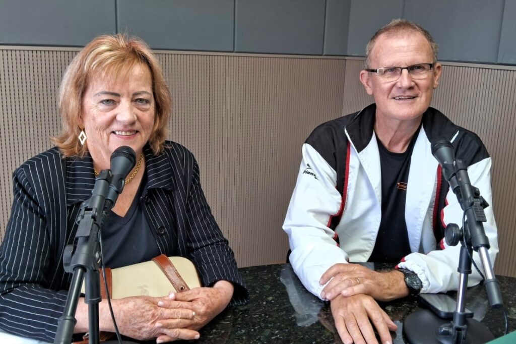 Formandos de 1973 da Escola Básica José Bonifácio organizam reencontro