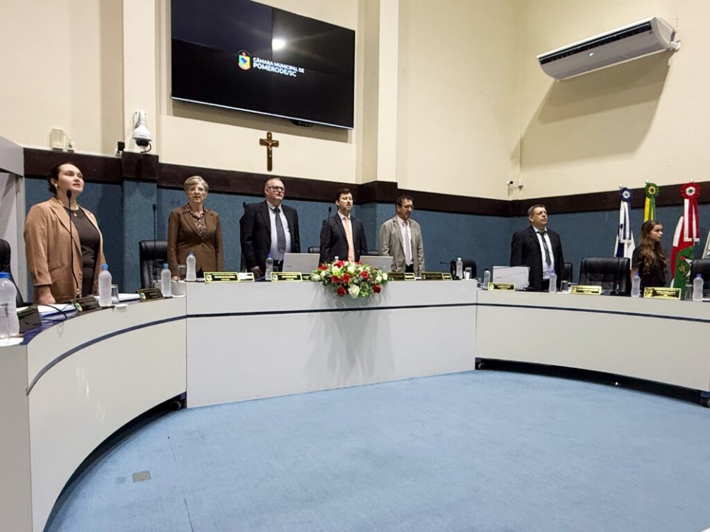 Pomerode inicia programação da Semana da Pátria com solenidade na Câmara