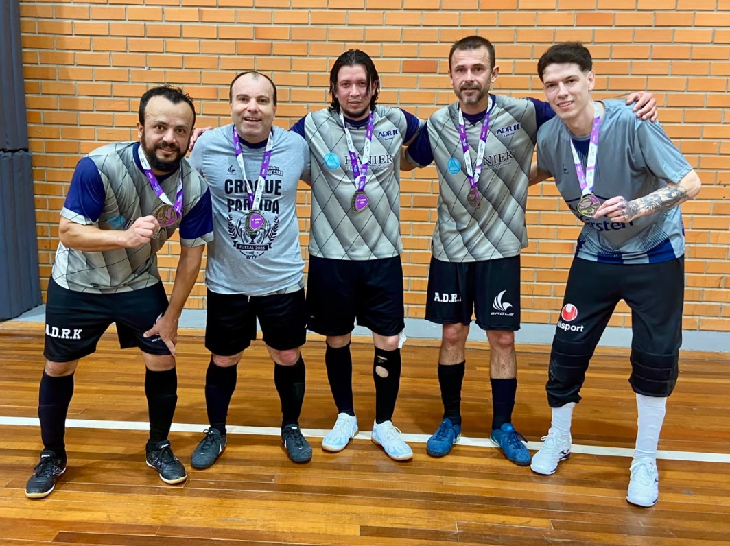 Kyly conquista título do Futsal Masculino Master dos Jogos entre Empresas