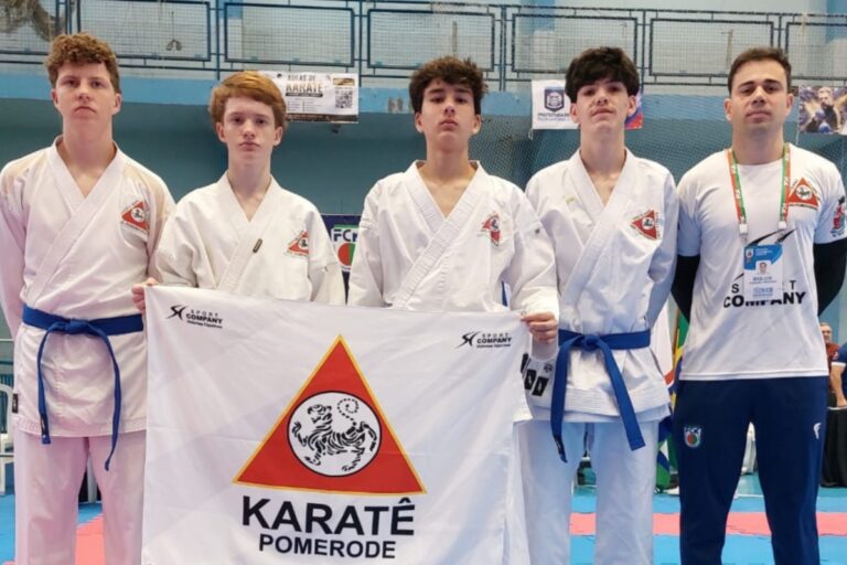 Karatê pomerodense conquista três medalhas na Divisão A do Campeonato Estadual