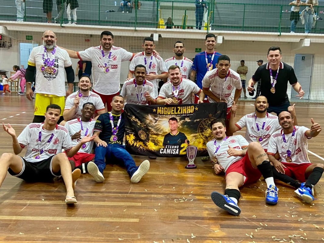 Campeão em dose dupla: Kyly vence o Futsal Masculino Livre nos Jogos Entre Empresas