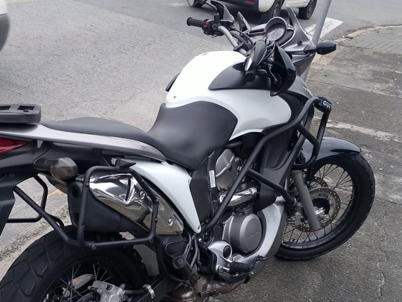 Motocicleta é apreendida após infrações de trânsito em Pomerode