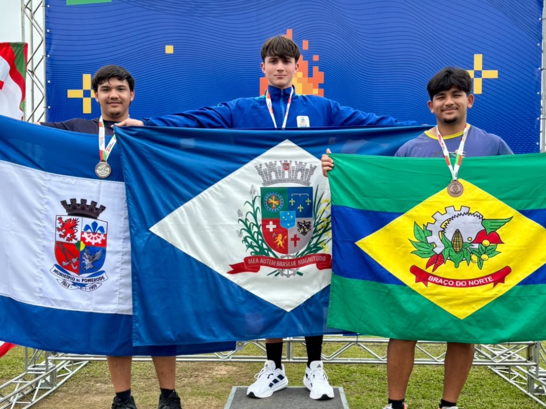 Atletismo de Pomerode conquista mais medalhas na Olesc em Timbó