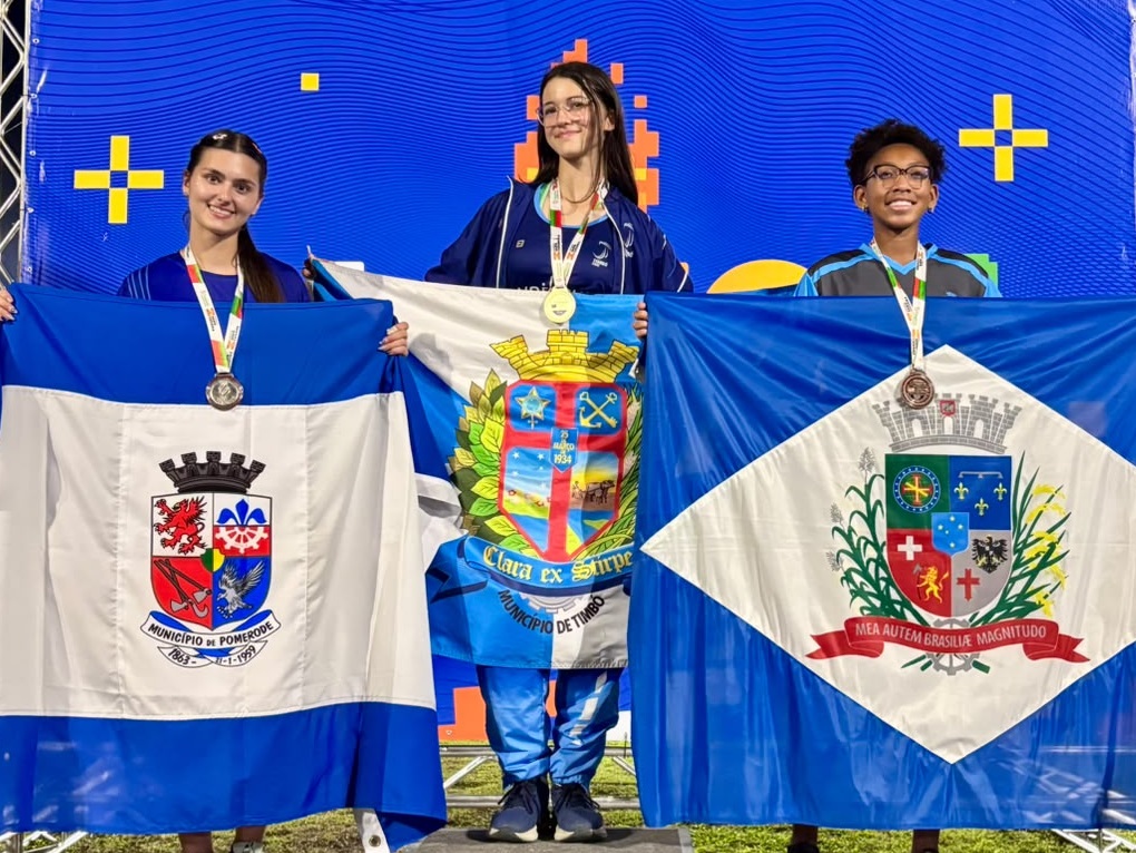 Atletismo de Pomerode conquista mais medalhas na Olesc em Timbó