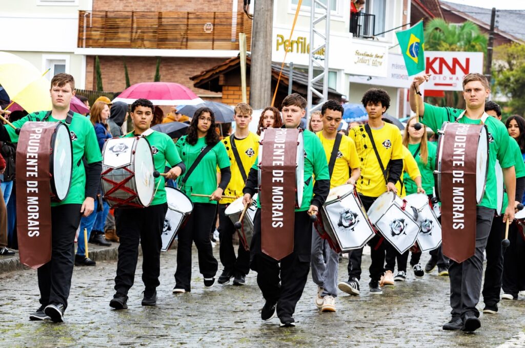Confira a cobertura especial do Desfile Cívico e da 46ª Festa do Hospital