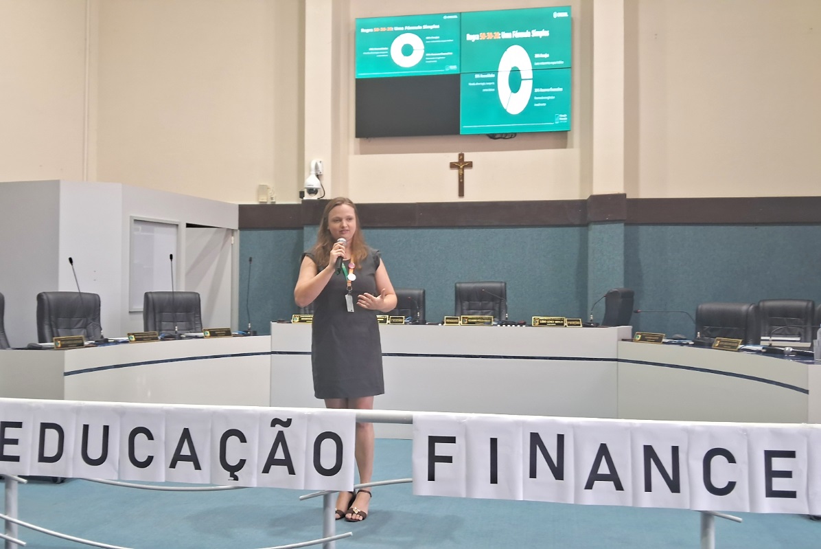 Tarde da Educação Financeira reúne estudantes em Pomerode