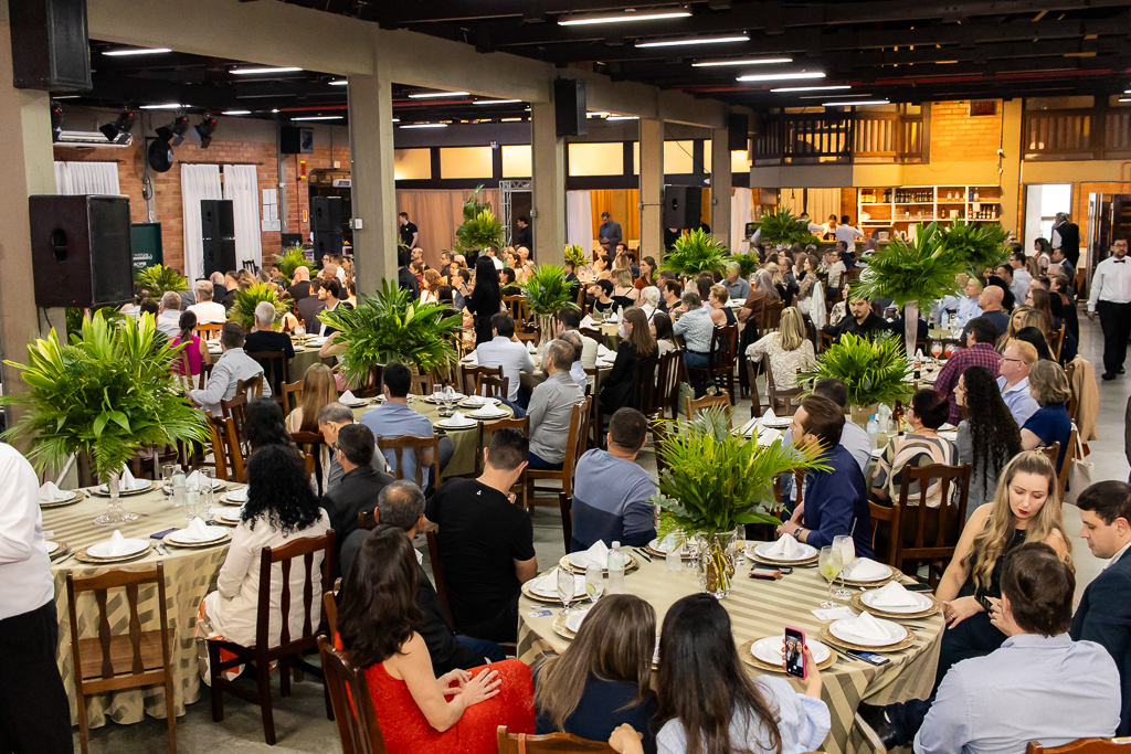 Noite do Empreendedor da ACIP reúne empresários e destaca força do associativismo