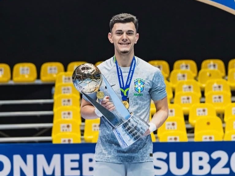 Brasil conquista Sul-Americano Sub-20 de Futsal com pomerodense no elenco