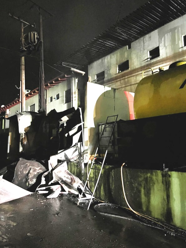 Incêndio atinge gerador de energia em empresa de Rio dos Cedros