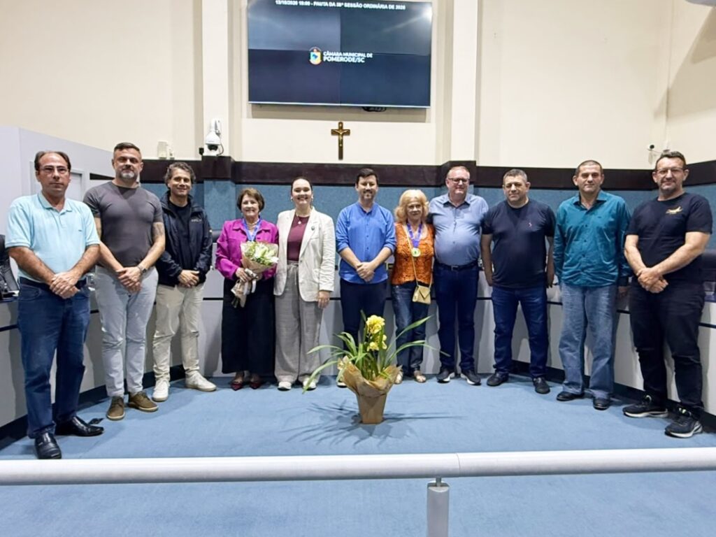Câmara de Pomerode homenageia cinco personalidades com honrarias do Legislativo