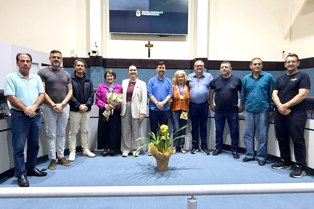 Câmara de Pomerode homenageia cinco personalidades com honrarias do Legislativo