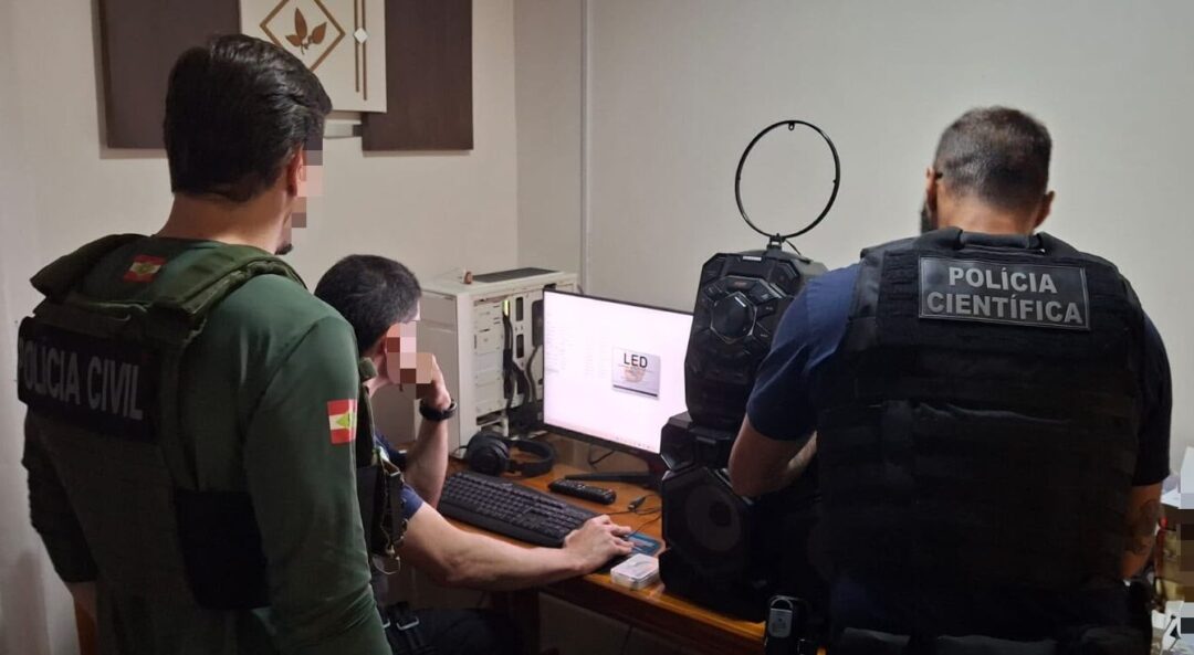 Pomerode é alvo de operação contra material de abuso sexual infantojuvenil